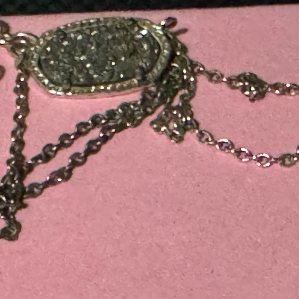 Elegant Kendra Scott silver druzy Elisa Necklace